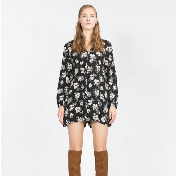 zara daisy jumpsuit